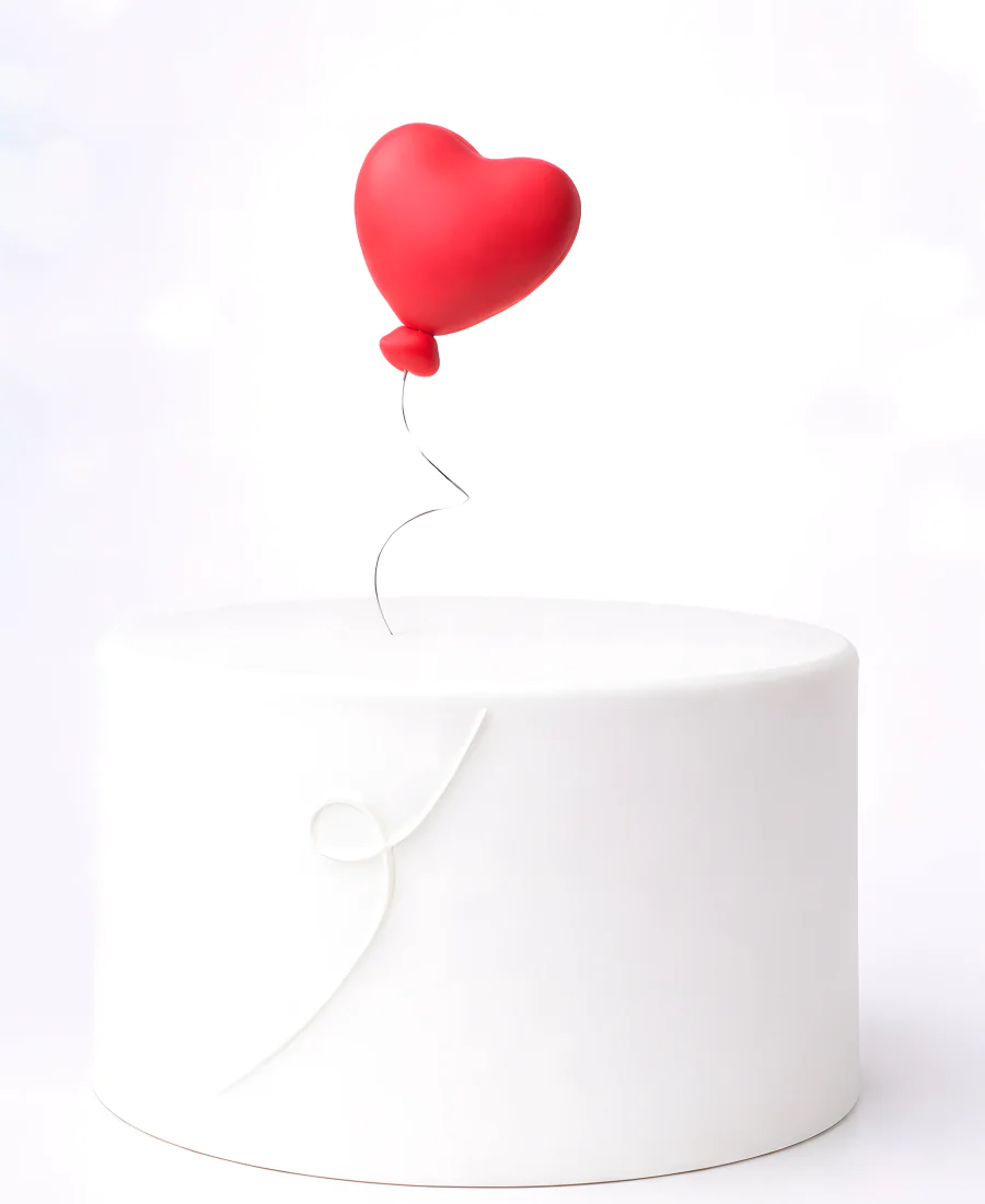 Нежный торт с сердцем Фото