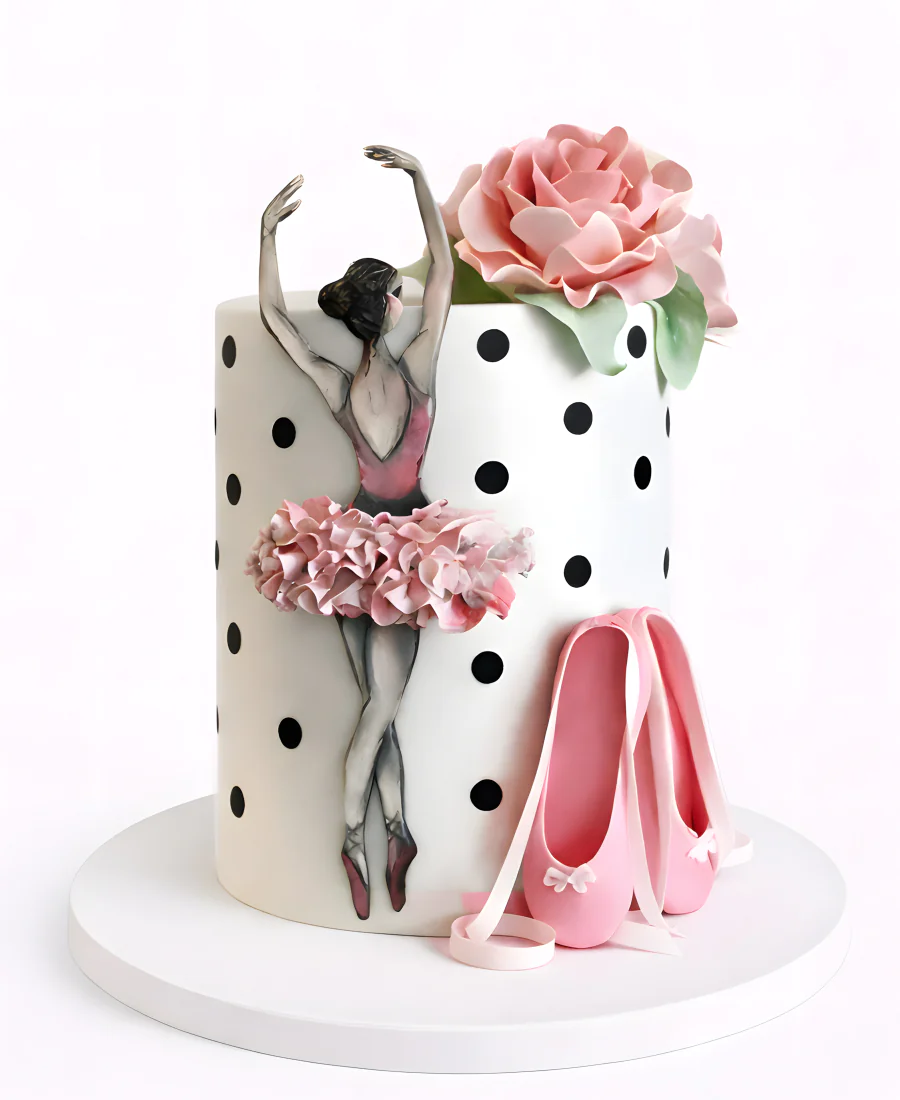 Высокий торт с балериной в нежном оформлении мастикой Фото