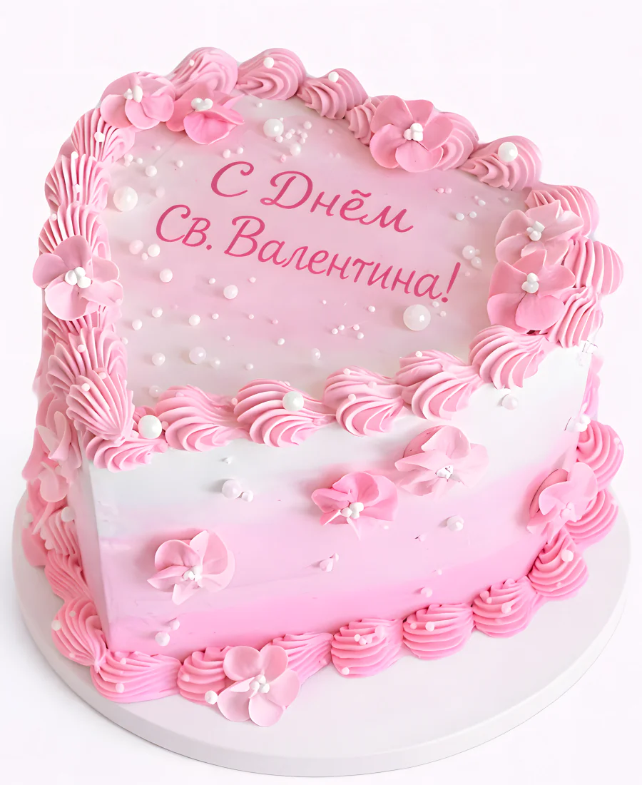 Торт в виде сердечка на 14 февраля Фото