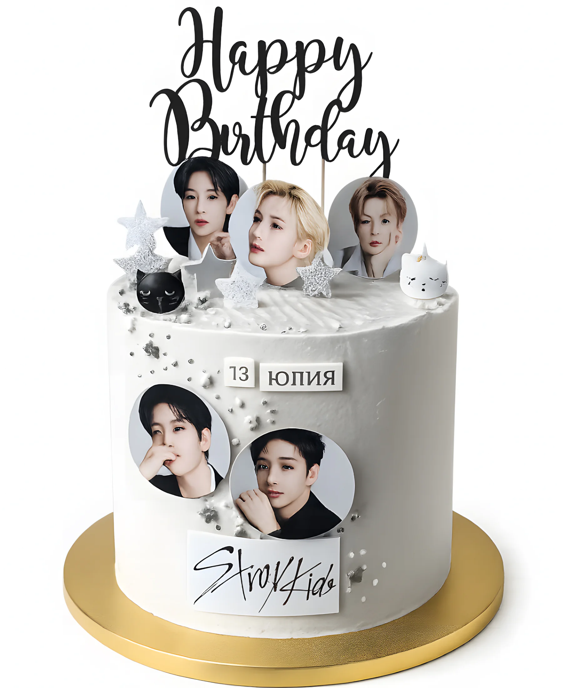 Светло-серый торт по группе Stray Kids Фото