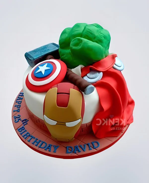 Торт с персонажами Мстителей Фото