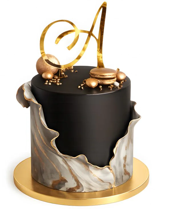 Черно-золотой торт на день рождение с буквой Фото