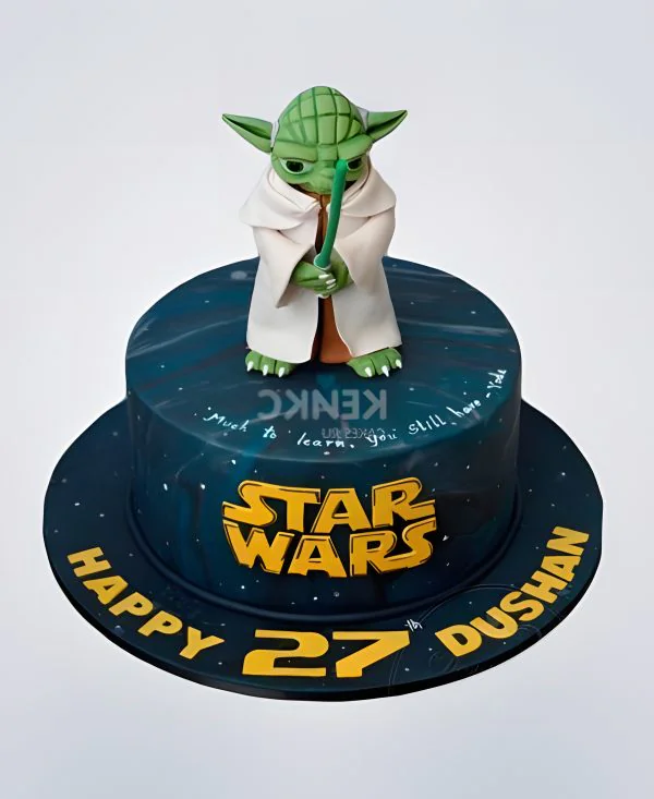 Торт с мастером Йода Фото