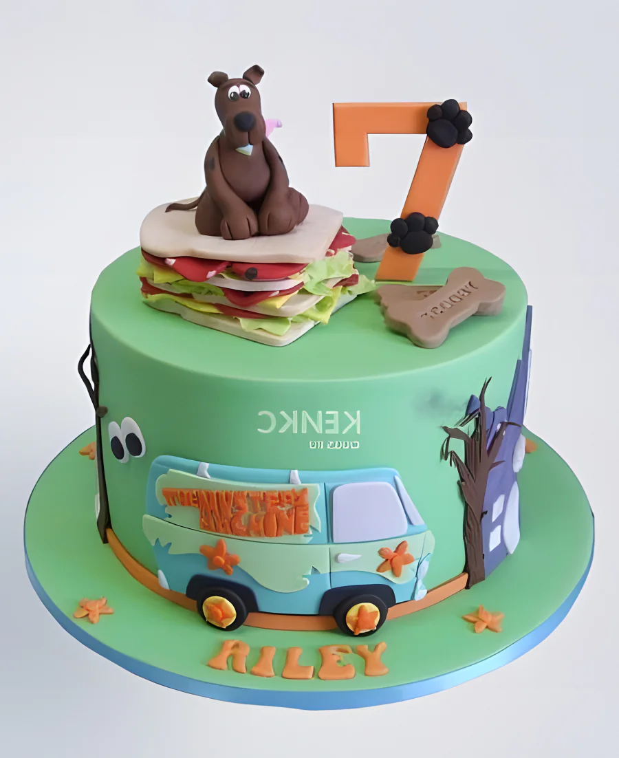 Зеленый торт с фигуркой Скуби-ду Фото