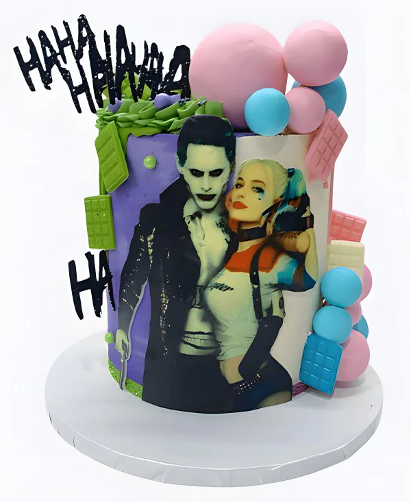 Бело-фиолетовый торт с Джокером и Харли Фото