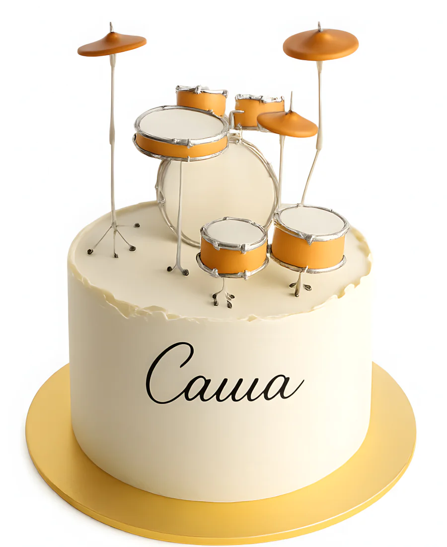 Белый торт с барабанами Фото