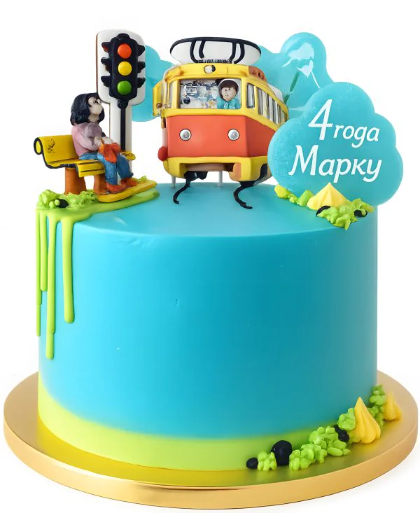 Голубой торт с топпером трамвая Фото