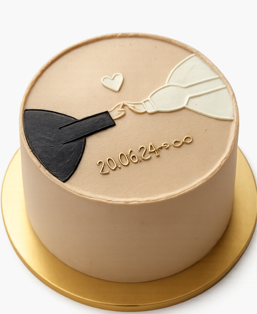 Коричневый торт на годовщину Фото