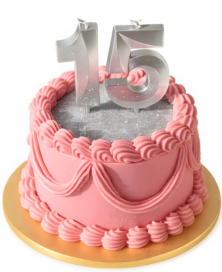 Нежно-розовый торт на 15 лет Фото