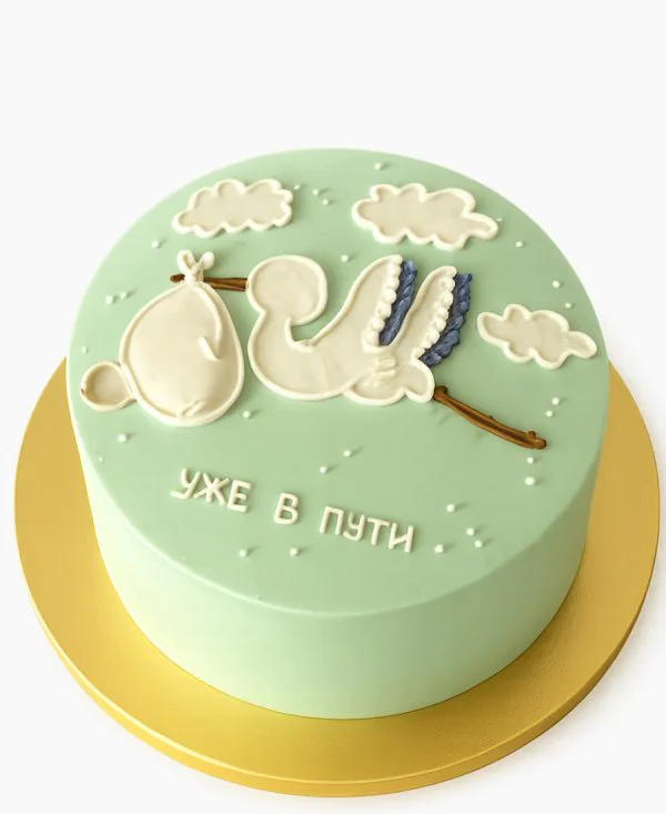 Нежно зеленый торт с облаками Фото