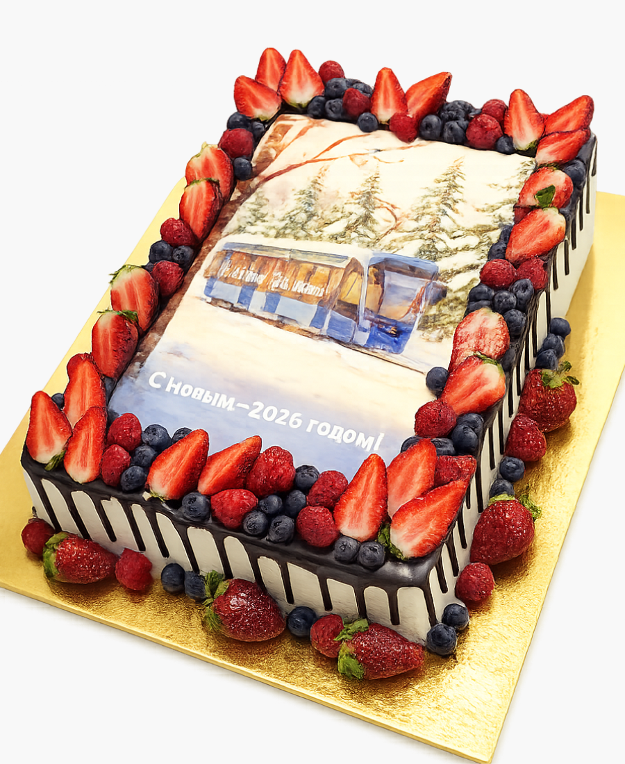 Прямоугольный торт с ягодами и фотопечатью трамвая Фото