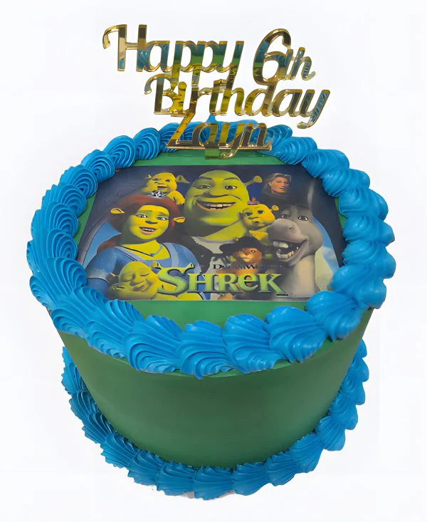 Торт с кремовой каемкой и фотопечатью Шрека Фото