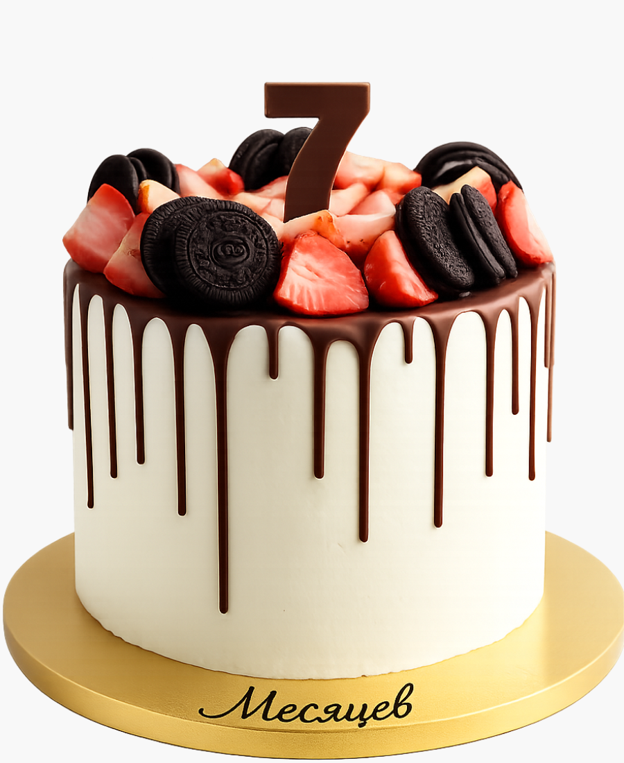 Торт с шоколадной глазурью и ягодами Фото