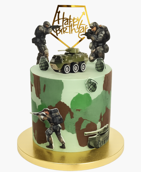 Высокий торт с фотопечатями и акриловым топпером Фото